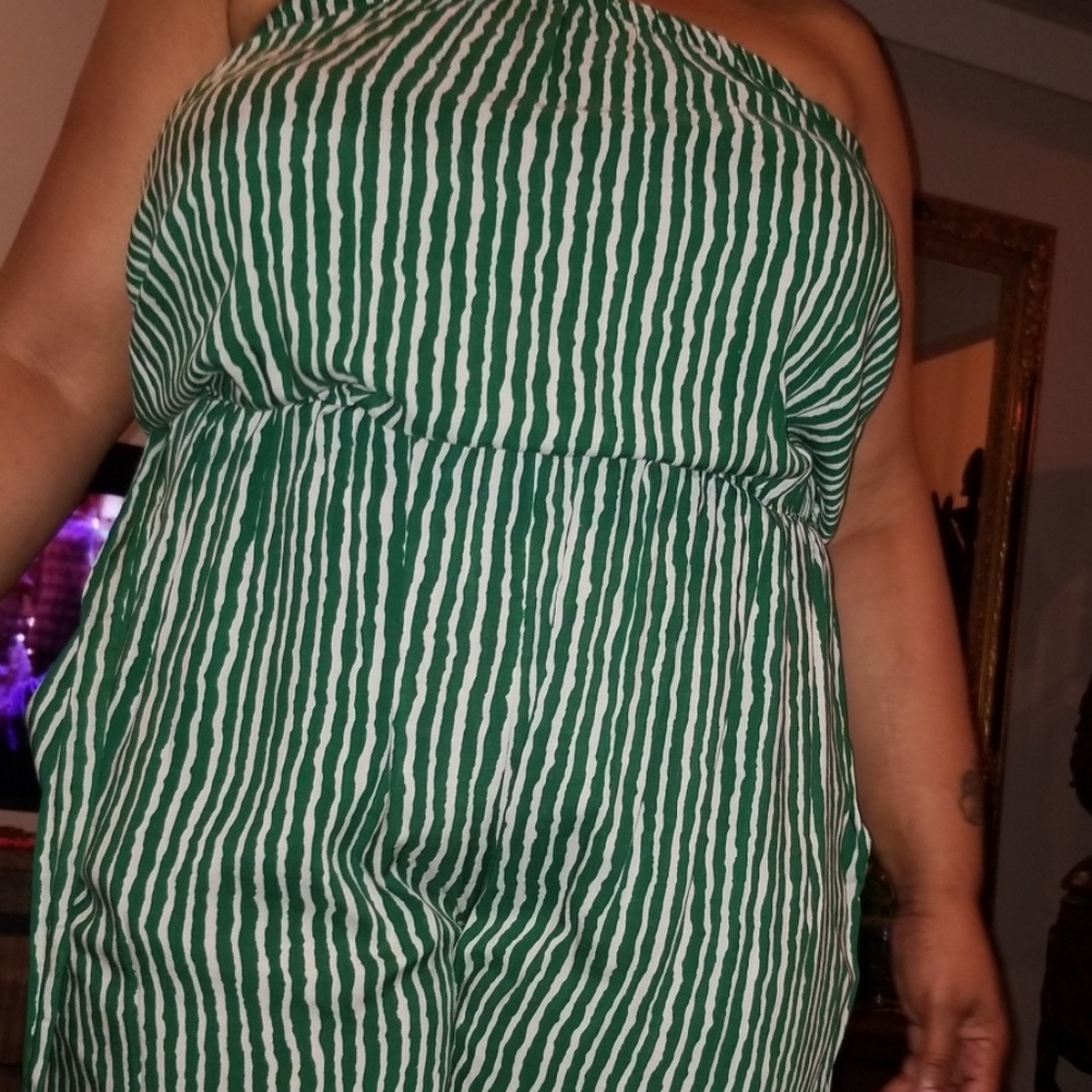 Springtime Casual Romper - Picture 4 of 4
